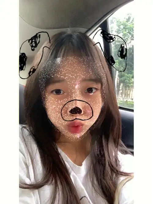 关于我和闺蜜剪的新头发