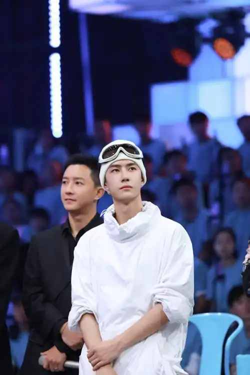 王一博 快乐大本营