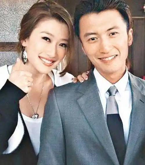 张柏芝和谢婷婷同样是秘密生孩子,谢贤的第一反应疑"双标"_谢霆锋