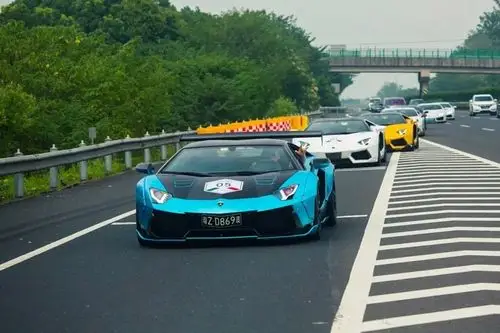 贵族,现代,时尚◢跑车◢街拍,原创,生活,◢意境 ,壁纸,锁屏,酷炫,流行