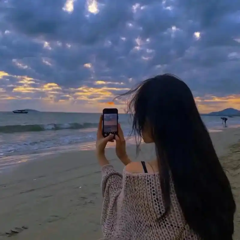 女头不露脸女头背影女头海边头像