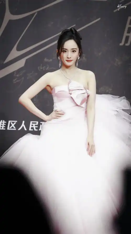 壁纸星光大赏杨幂1222