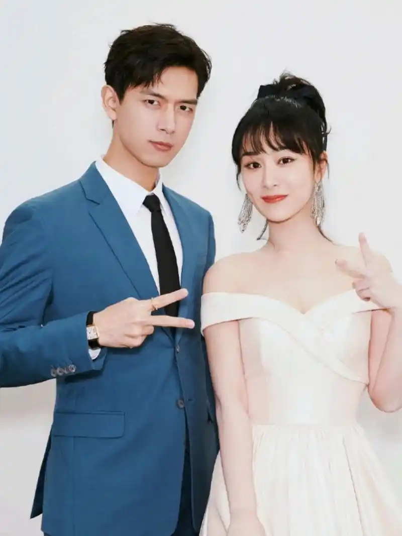 杨紫李现吻戏路透# 杨紫,李现再撘《国色芳华》,剧中的吻戏路透来了!