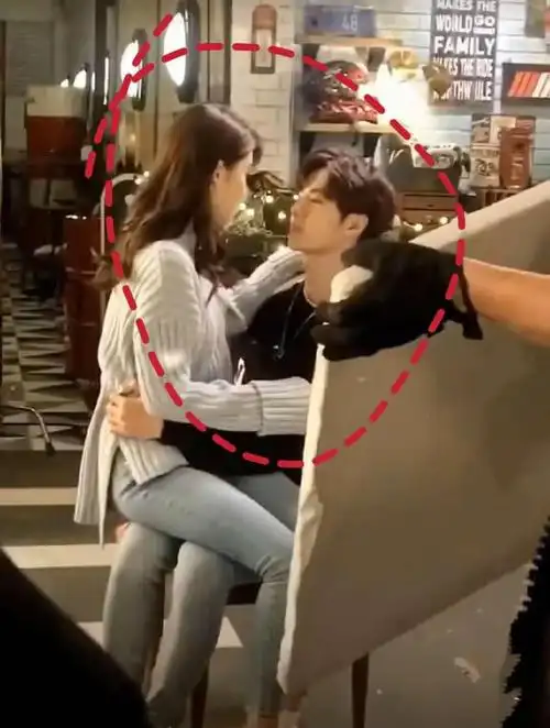 之前王一博和王子璇一起拍过一部电视剧,名字叫做《陪你到世界之巅》