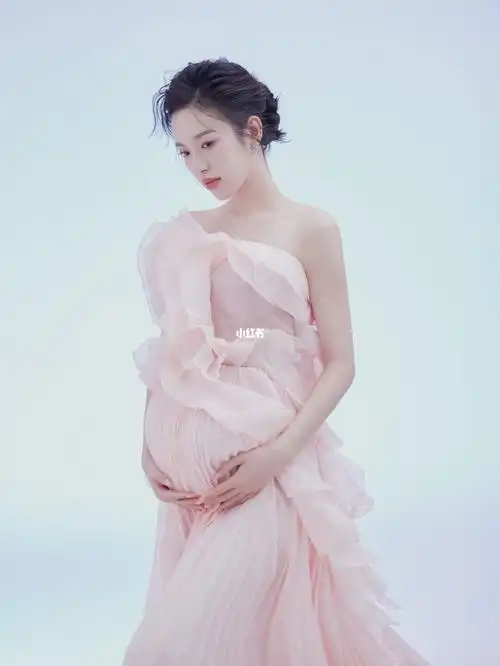 亮由心而散发出的魅力和阳光用一组清新氧气的孕妇照留住少女感61