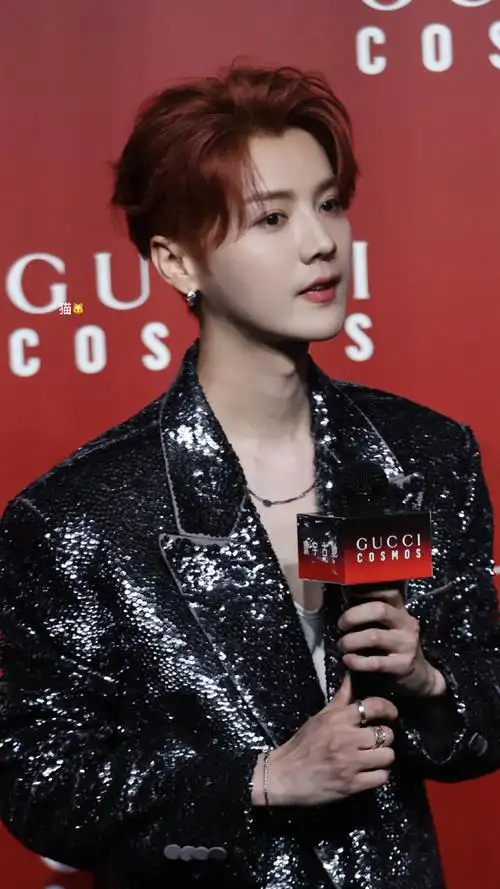 鹿晗纹身像拔罐##gucci红毯