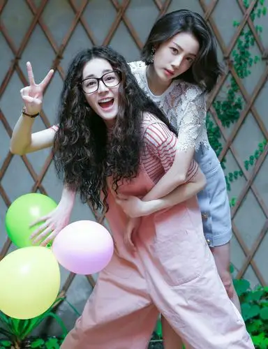 漂亮的李慧珍迪丽热巴李溪芮