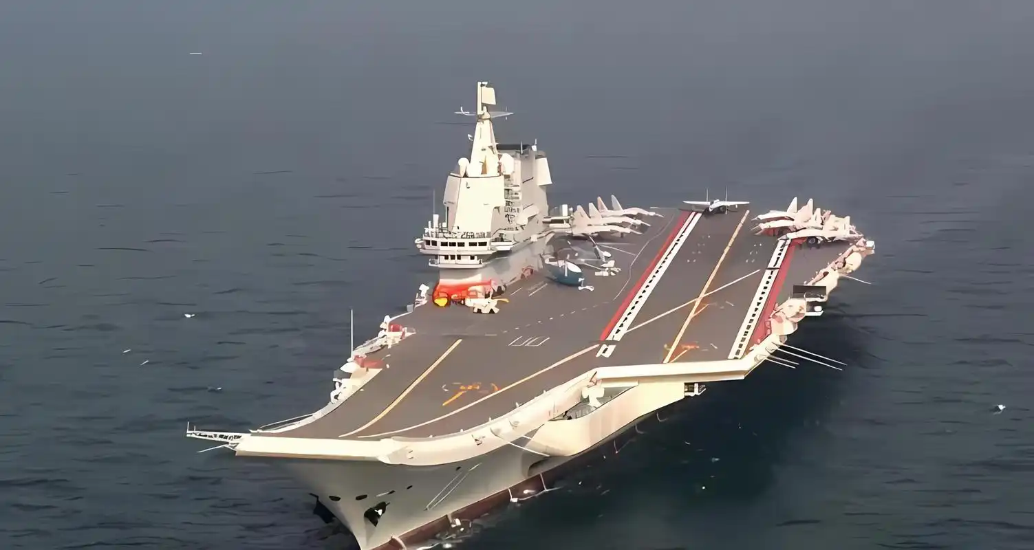 山东舰是中国制造的第一艘国产航母.