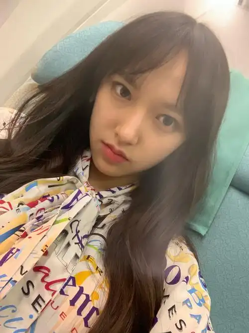 程潇俏皮养眼自拍图片66