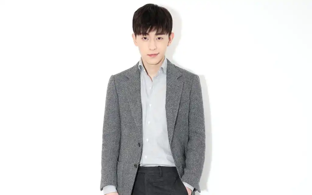 时尚帅气的邓伦,高清壁纸图片,大陆明星-回车桌面