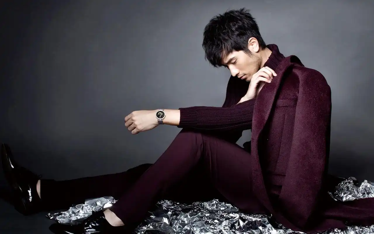 台湾人气型男高以翔帅气时尚写真桌面壁纸高清大图预览1440x900_港台