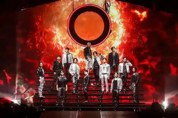 seventeen,团结的象征代表,未来也一起发光发热吧!