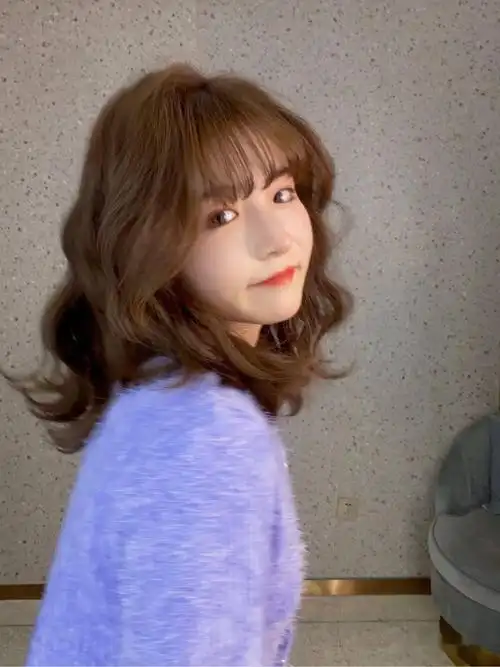 2021年网红人气烫发很多人都在烫