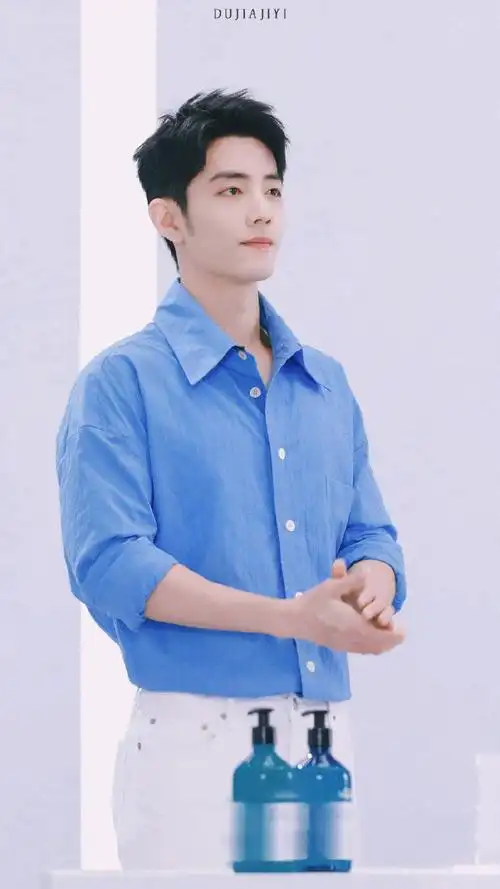 肖战蓝色衬衫直播造型##肖战蓝衬衫九宫格