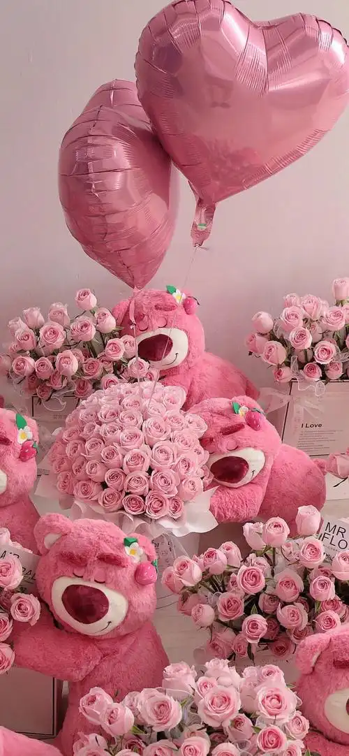 草莓熊壁纸锁屏背景