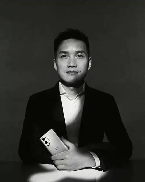 刘作虎代言一加9系列这定妆照太帅了
