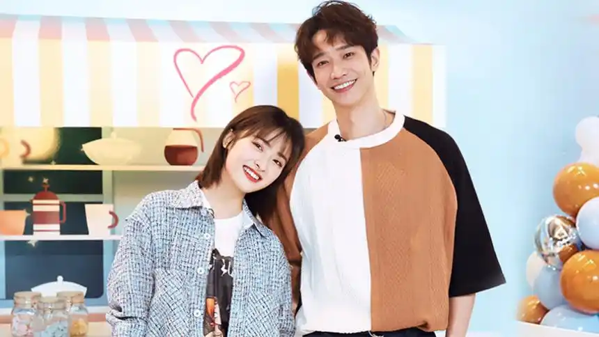 沈月刘以豪公开情侣自画像