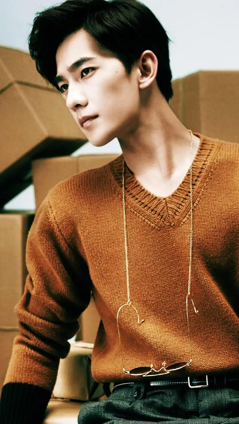 杨洋 明星 帅哥 芭莎男士 高清壁纸(づ~ ~)づ