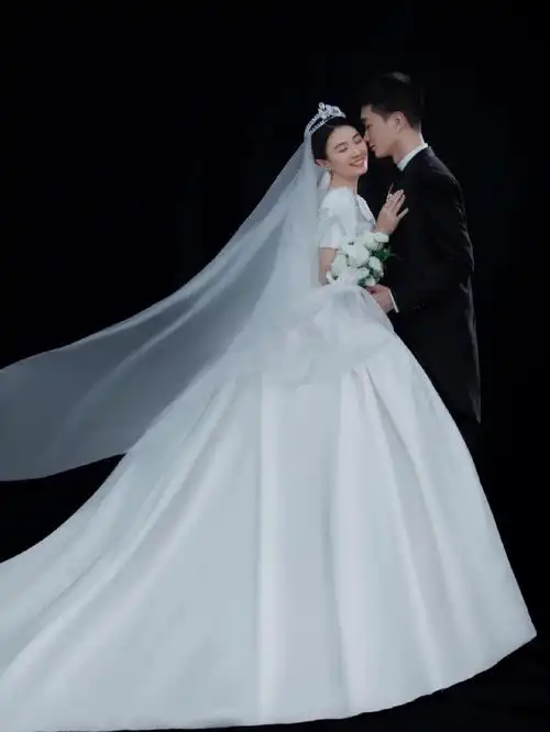 有多少人还是喜欢这种简单大气的婚纱照71