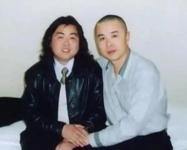 原创"最帅唐僧"徐少华的传奇一生:不顾反对娶丑妻,今妻子成就惊人