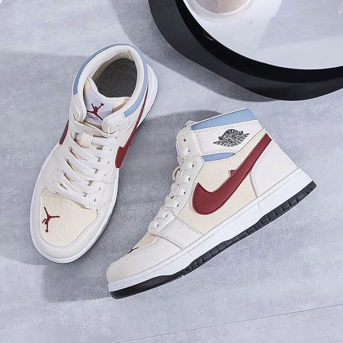 智乐眯aj女鞋新款女生高帮板鞋时尚百搭潮流校园风女生休闲鞋可爱学生