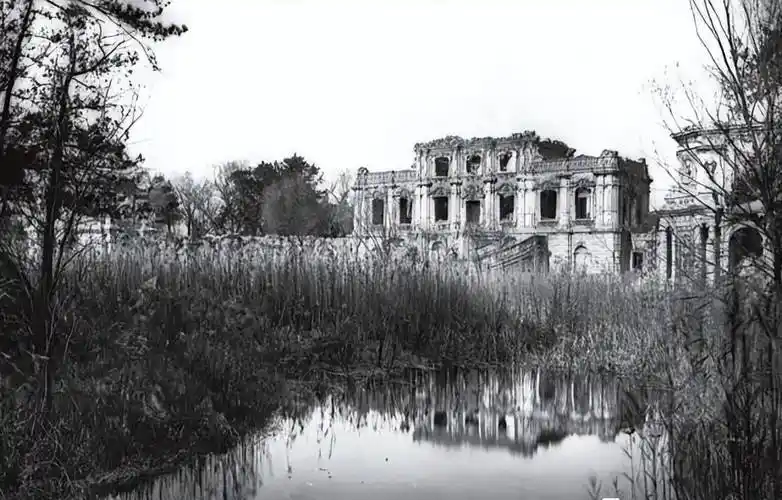 英国首次曝光圆明园被毁前的照片!美得轰动世界!