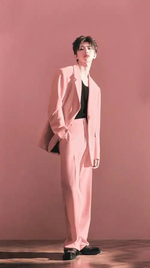 时尚芭莎 蔡徐坤