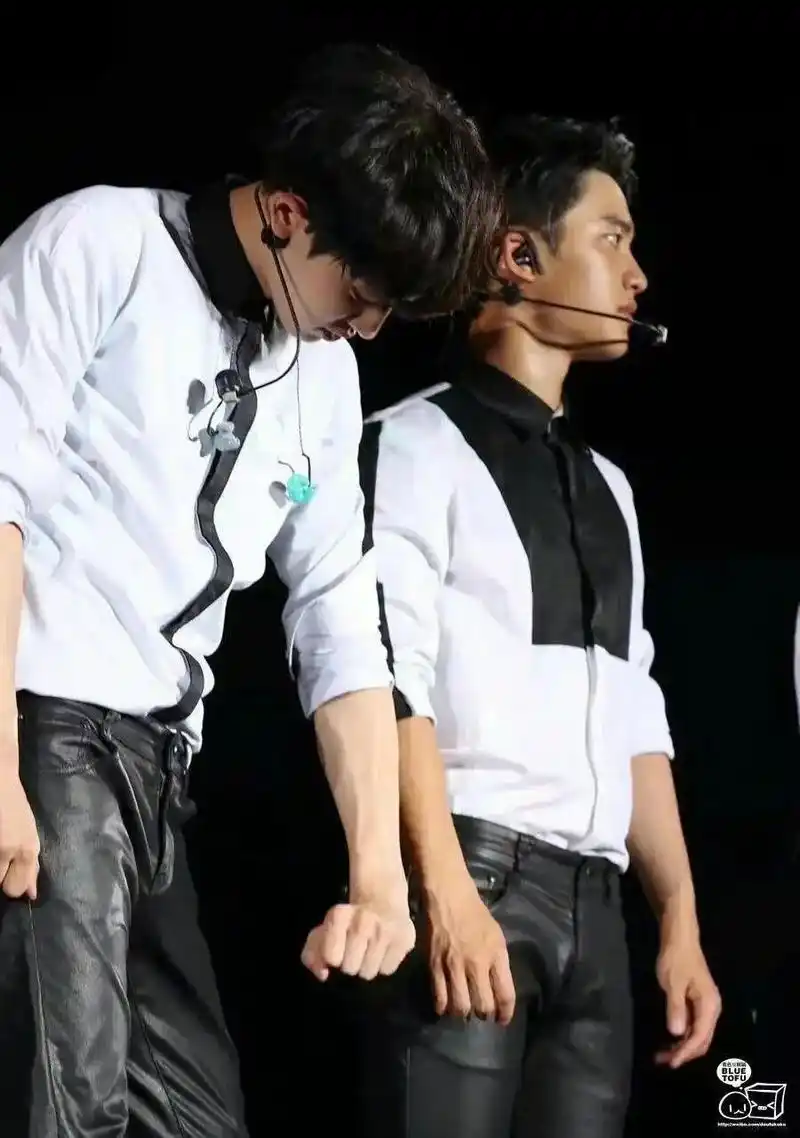 exo #向全世界安利 #边伯贤 #都暻秀 #朴灿烈 #张 - 抖音