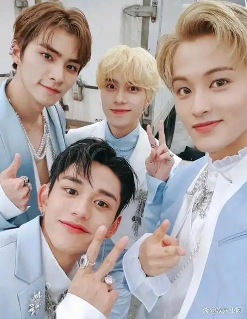 女团成员解散后到工厂做女工网友不丢人至少没有卖自己