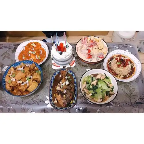 平民窟女孩如果给男朋友过生日