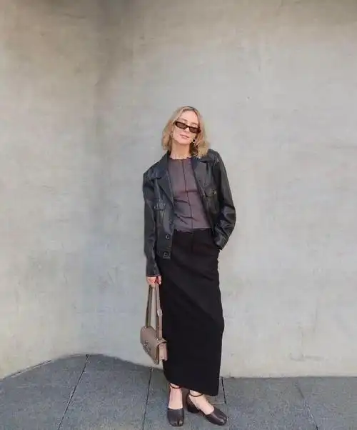 澳大利亚时尚博主jess春夏简约气质穿搭