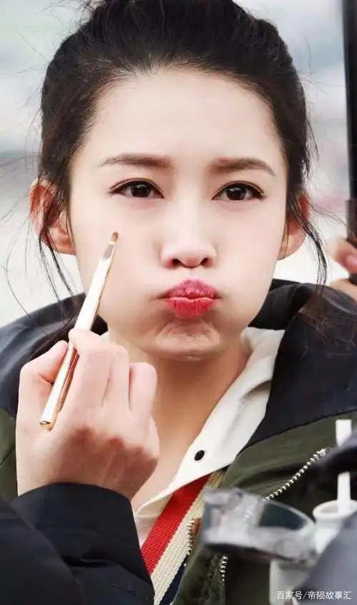 女明星嘟嘟嘴,你爱哪一个?