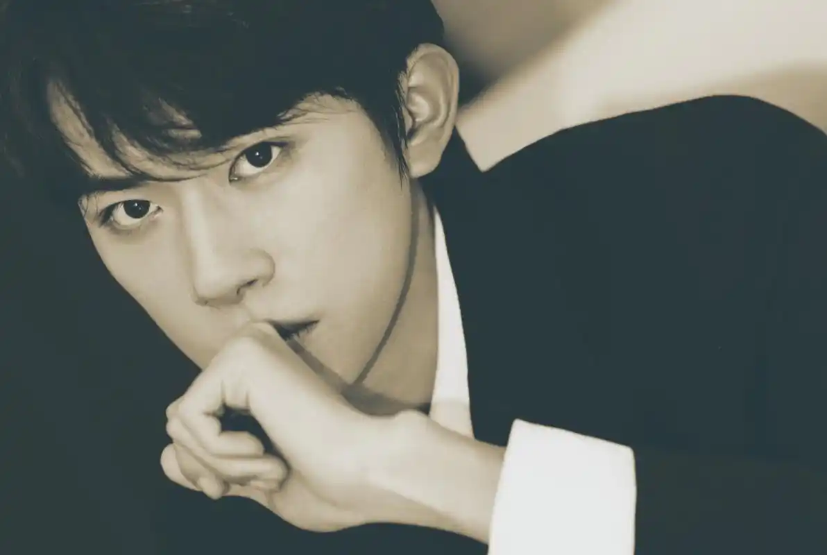 上半年刚刚官宣的新电影送你一朵小红花在2020年~2021年的跨年夜上映