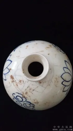 乡下收到出土的唐代青花瓶