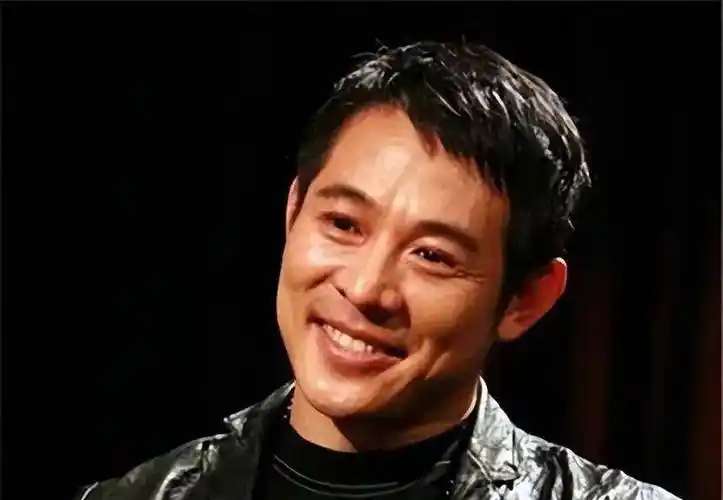 李连杰尼泊尔朝圣之旅:面相质疑与信仰的力量_内心_一个人_社会