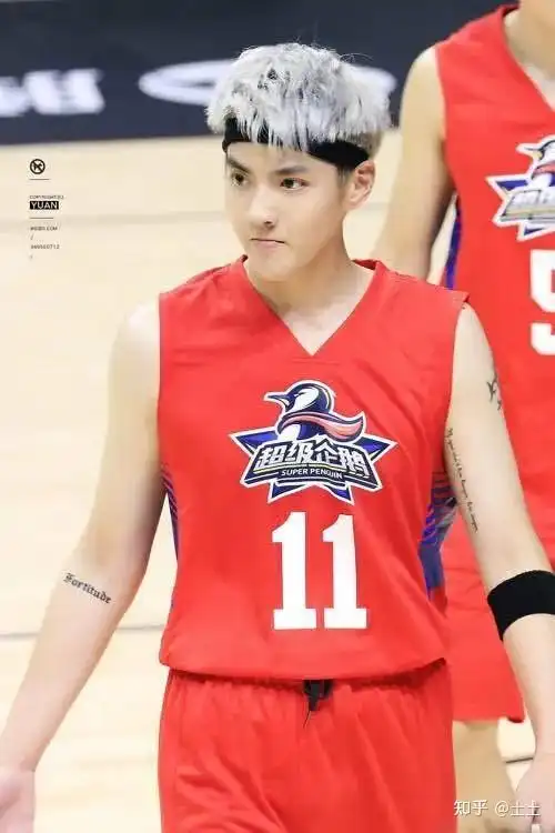 吴亦凡的纹身都长什么样