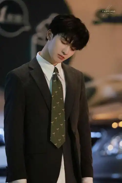 朱正廷全世界都在等你们分手