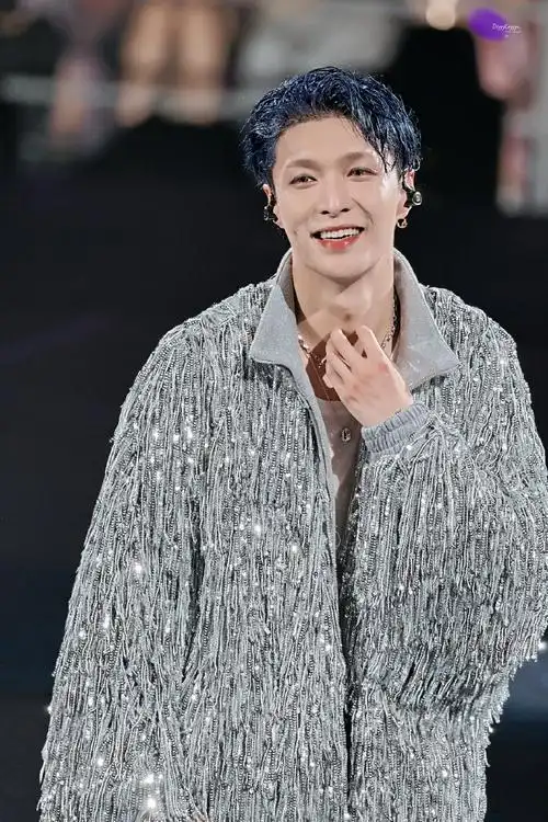 张艺兴[超话]##张艺兴大航海演唱会五周年