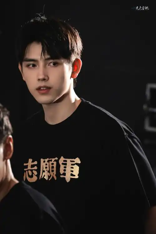 陈飞宇超话我的可爱宝贝@陈飞宇arthur#陈飞宇孙醒#cfy#陈飞宇志愿军