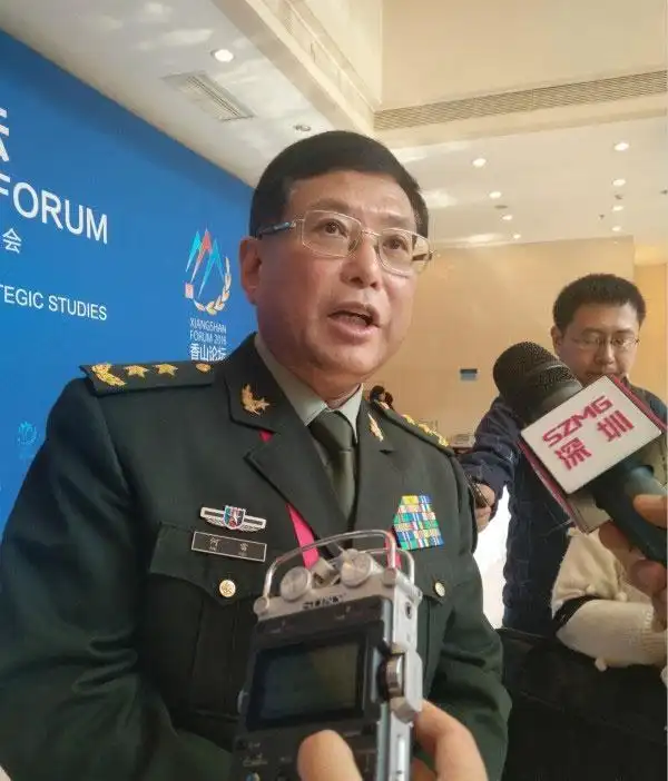 解放军中将:不希望这代人等台湾回归,再把头发等白