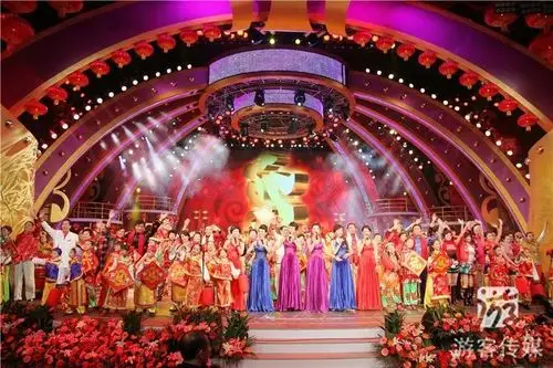 辽视春晚已有三十余载的历史,凭借其高品质,高收视,在全国卫视春晚中