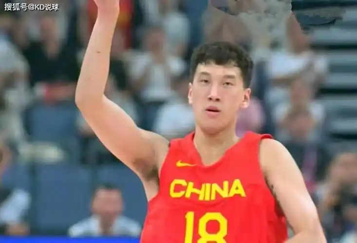 杜润旺何德何能入选国家队?_防守_三分球_身高