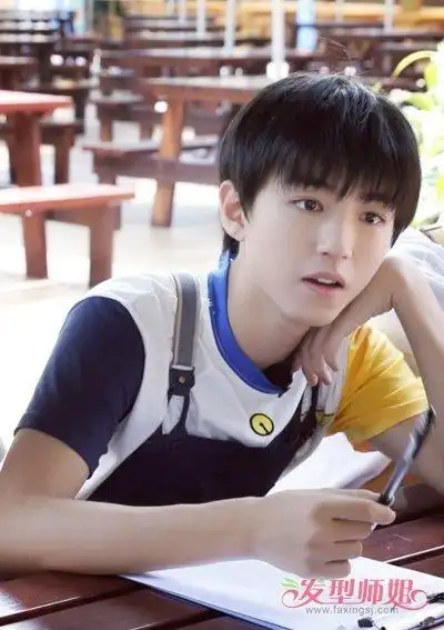 青少年凌乱发型大全适合中学生的凌乱发型2