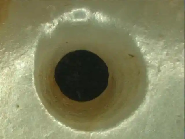 从台北故宫玉器钻孔图看古代钻孔和现代仿品的区别