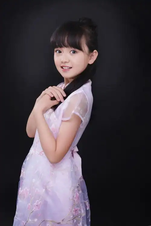 专访| 12岁小戏骨钟熠璠:《红楼梦》里演宝钗,《红剪花》外获影后