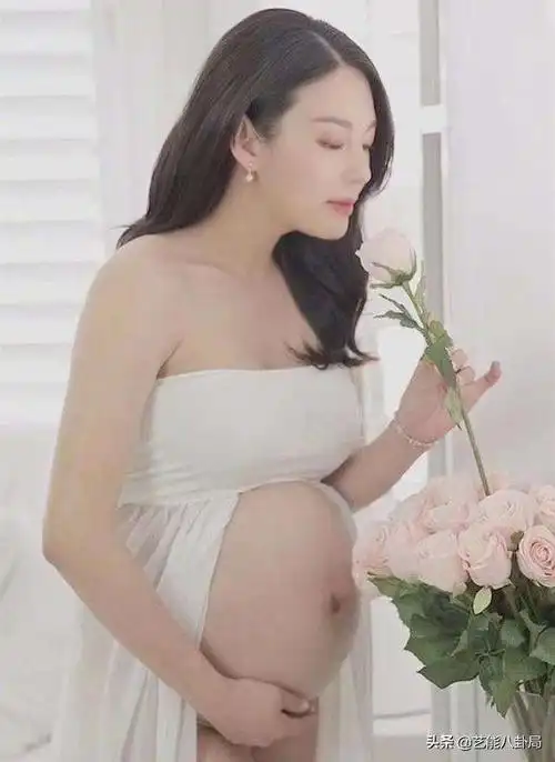 angelababy素颜大肚照首曝光 好像变了一个人摄影师纪念拍摄baby孕照