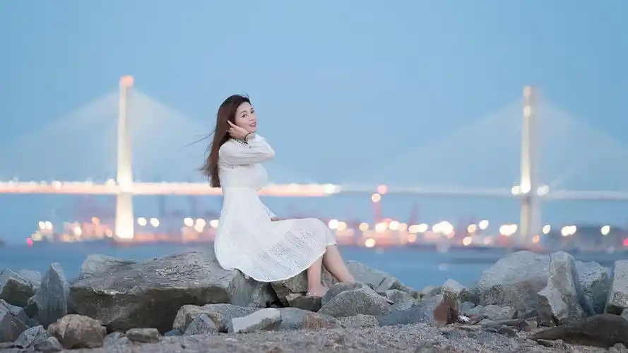 一组海边美女图