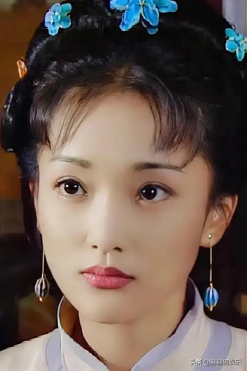 年轻时的周迅太美了俏皮可爱好有灵气啊