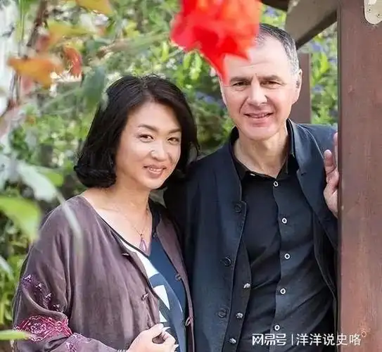 金星20年前领养的三个孩子现在怎么样了现实版的生恩不如养恩