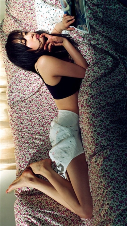 杨幂男人装性感写真演员